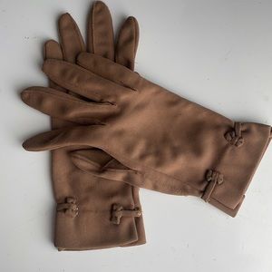 Vintage leather spun gloves